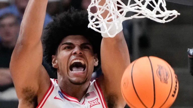 Arizona vs Michigan: The Ultimate College Rock Fight