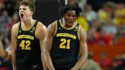 Michigan Favored vs. UConn in National Championship Game