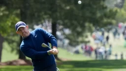 Rory McIlroy Displays Confidence After 1st Round Lead at Masters