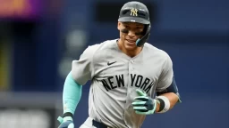 Angels vs. Yankees Showdown: Key Players & Predictions