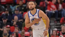 Warriors vs. Suns: Curry Carries Golden State Into Matchup