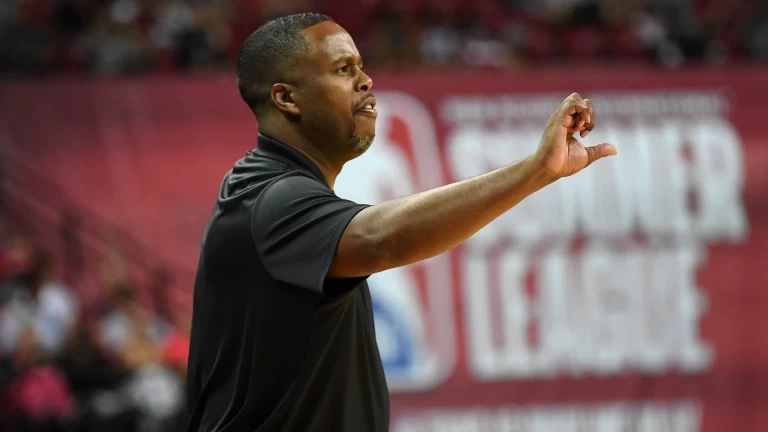 Damon Jones to Plead Guilty in NBA Betting Scandal