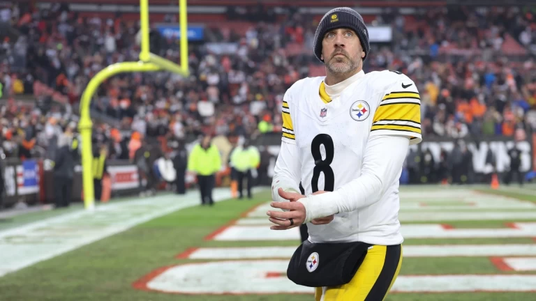 Aaron Rodgers Creating Uncertainty with Pittsburgh Steelers