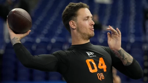 Carson Beck's NFL Draft Predictions: Will He Go Day 3? Latest Video Thumbnail
