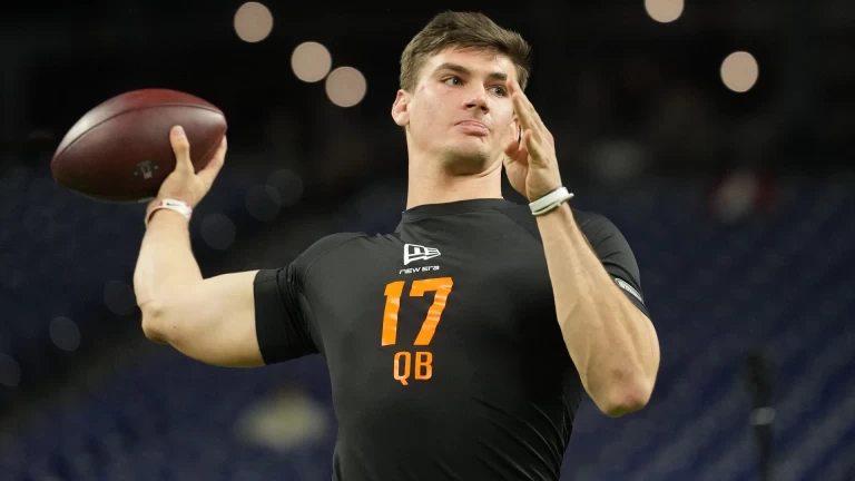 NFL Draft Predictions: Who Could Go 3rd Overall Tonight?