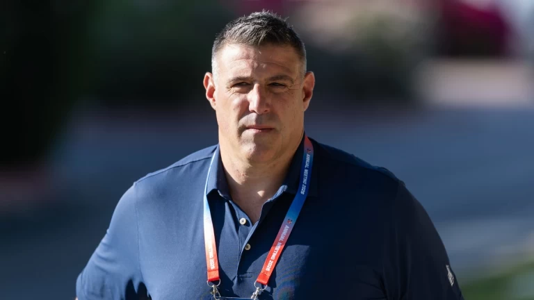 Mike Vrabel’s Press Conference Sparks Viral Controversy