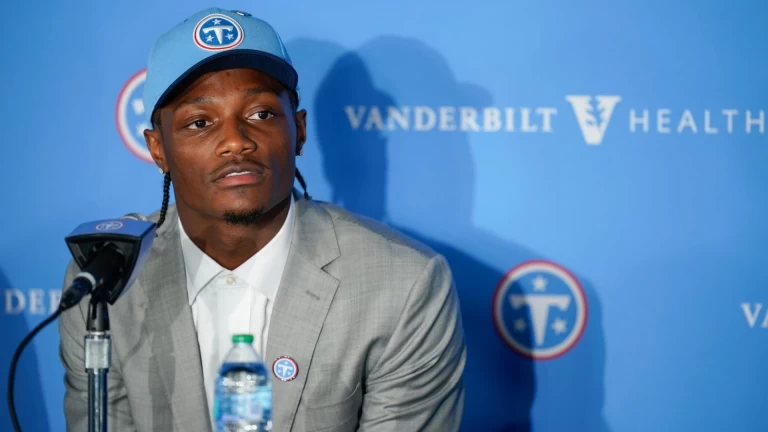 Tennessee Picks Carnell Tate, Adds Offensive Strength