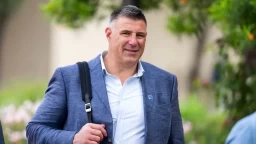 Mike Vrabel Faces Media Scrutiny: Is It Too Much Drama?