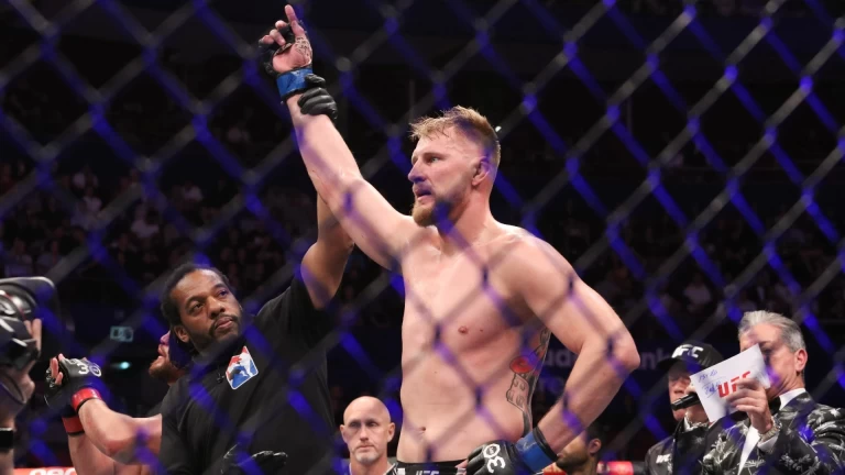 Volkov vs. Cortes-Acosta: Betting Odds and Fighter Review