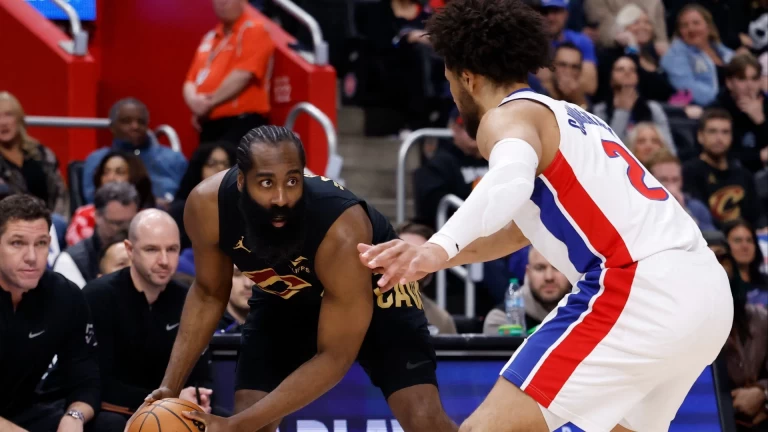 Pistons Take 2-0 Lead Over Cavs: Harden Underperforms