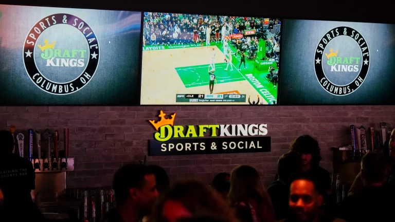 DraftKings' Future: Navigating Prediction Markets and Regulations