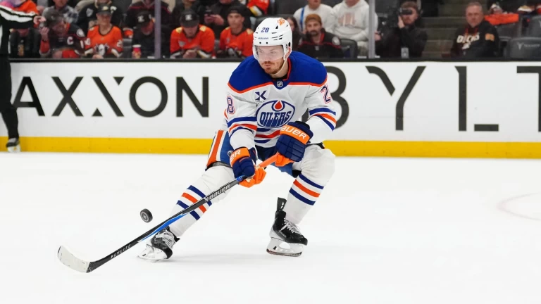Edmonton's Era of Sports Champions: Oilers & Eskimos