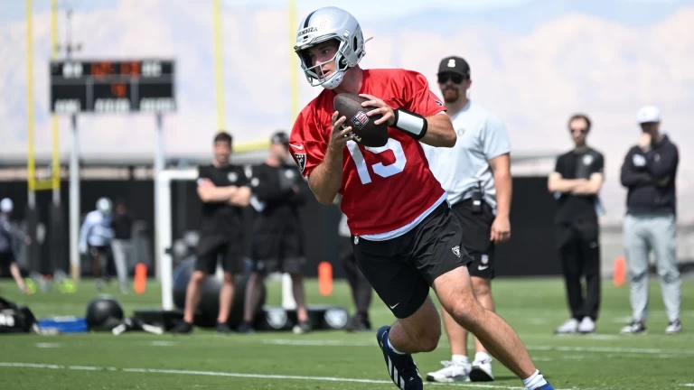 Kirk Cousins Favored as Starter Over Fernando Mendoza