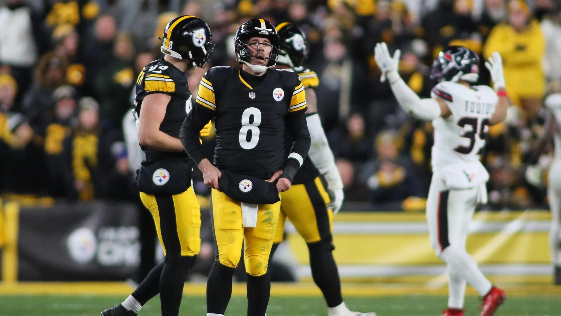 Aaron Rodgers Rejoins Steelers; Updated 2026 Win Totals