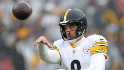 Aaron Rodgers Commits to Pittsburgh Steelers for 2026 Season