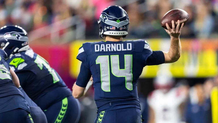 Seattle Seahawks Eye Repeat: Favorable Start & Challenges
