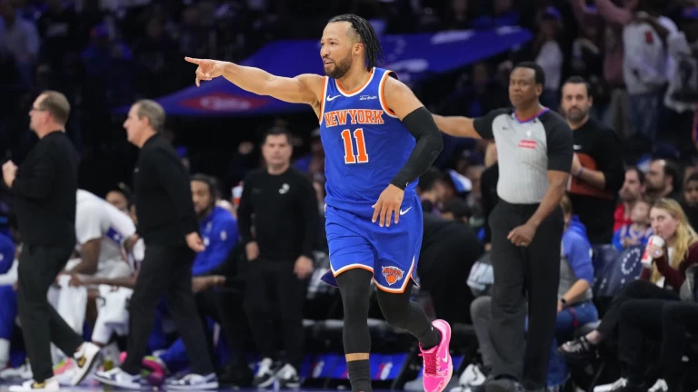 Knicks' Playoff Hopes: Can They Overcome the Competition?