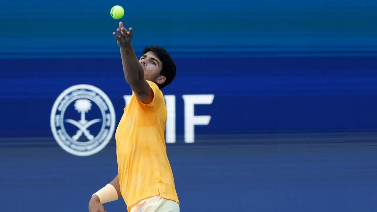 Carlos Alcaraz Withdraws from Wimbledon Due to Injury