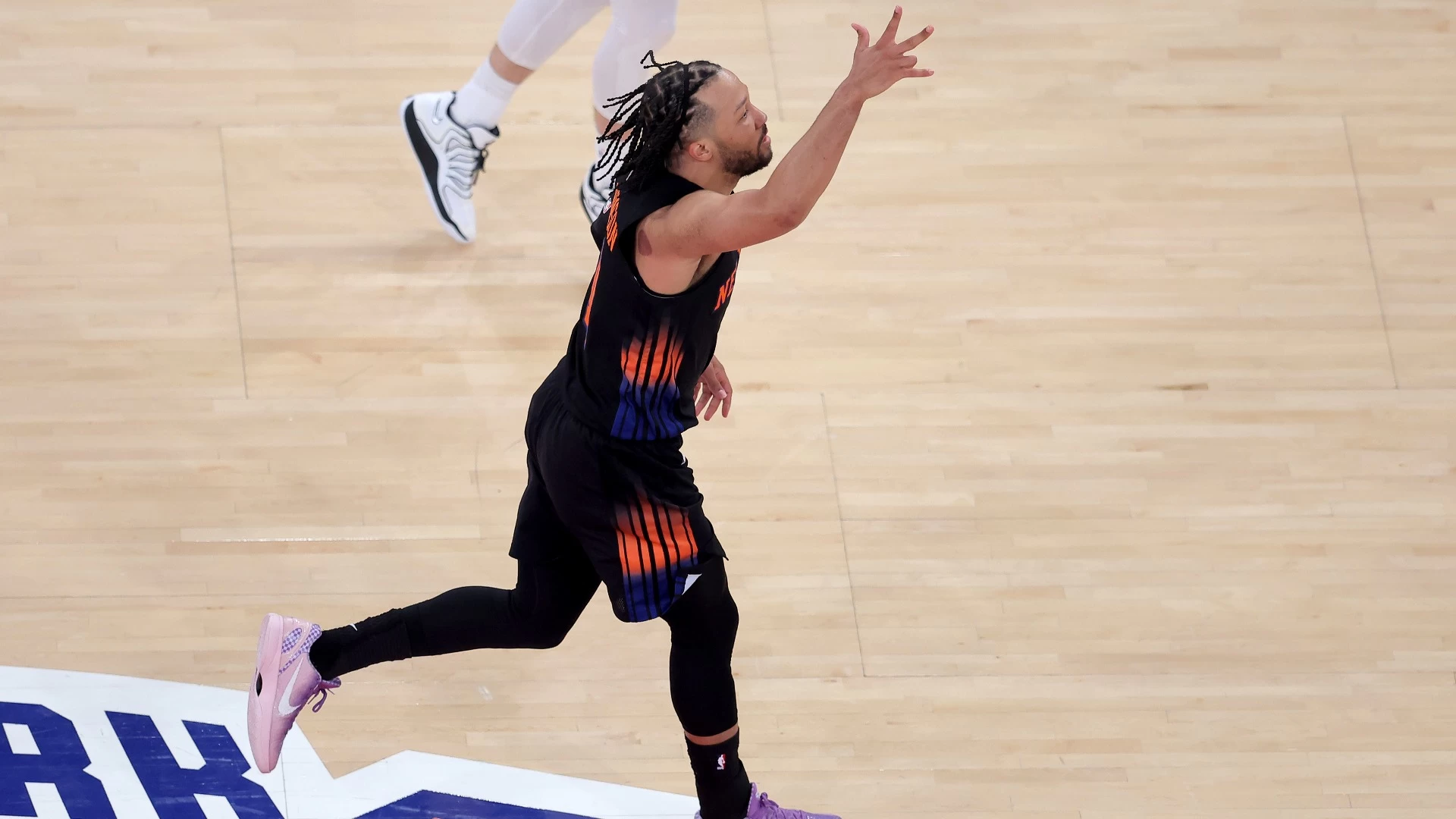 Knicks Dominate Cavs: NBA Playoff Analysis and Highlights