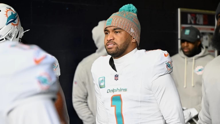 Falcons HC Kevin Stefanski Shares Praise for QB Tua Tagovailoa
