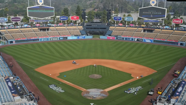 MLB Salary Cap Debate: Players vs. Owners - Who's Right?