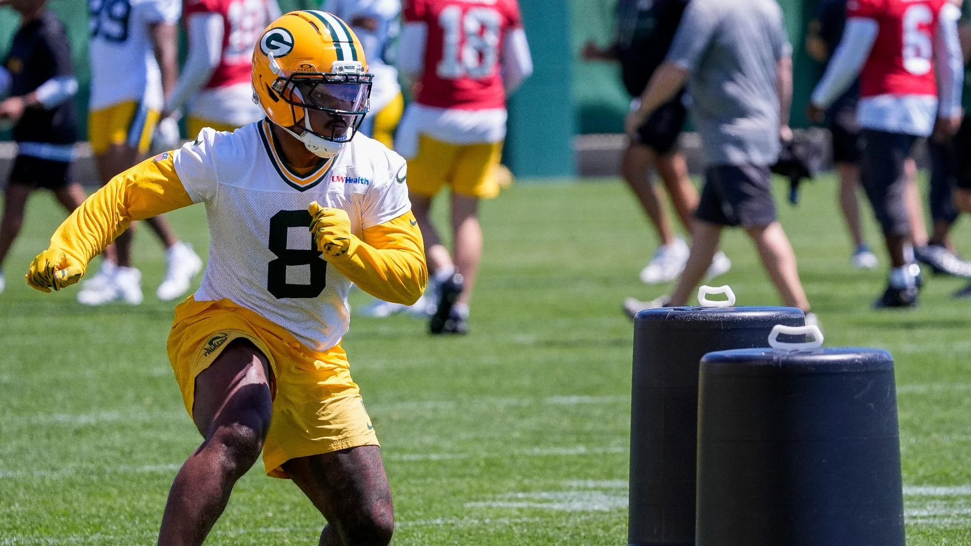 NFL Latest Headlines: Josh Jacobs' Uncertain Future