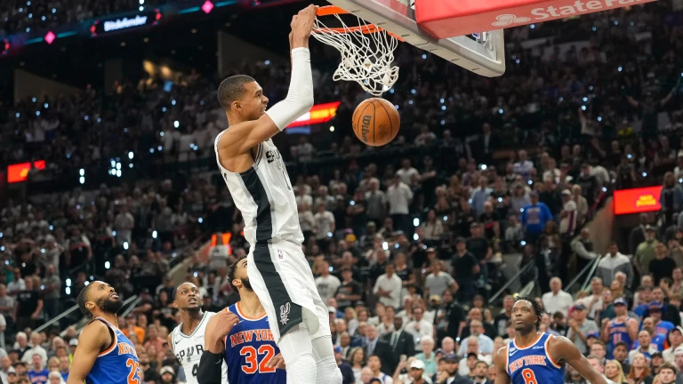 Spurs' Strategies to Overcome Challenges in the Series