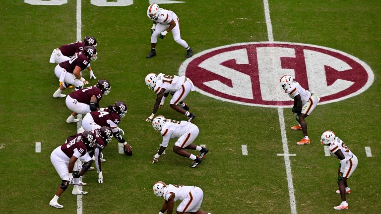 Pros and Cons of a Super Conference in College Sports