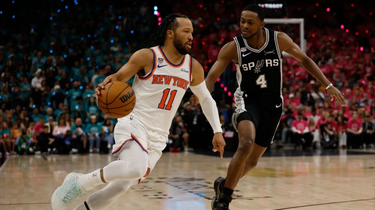 Knicks' Winning Streak Ends After Falling to Spurs in Game 3