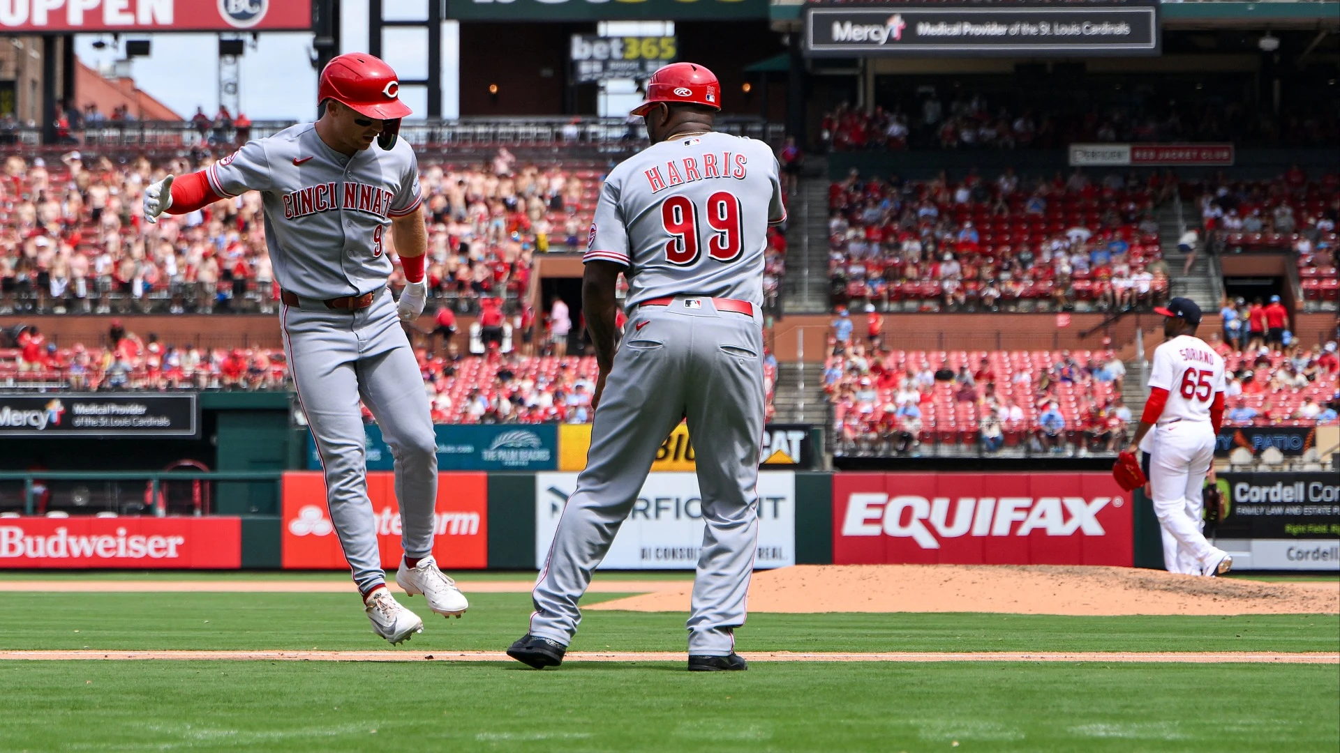 Is It Time to Eulogize the Cincinnati Reds' NL Central Chances?