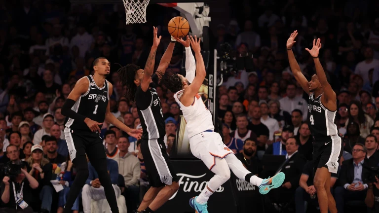 Spurs Aim for Series Tie at Madison Square Garden Tonight