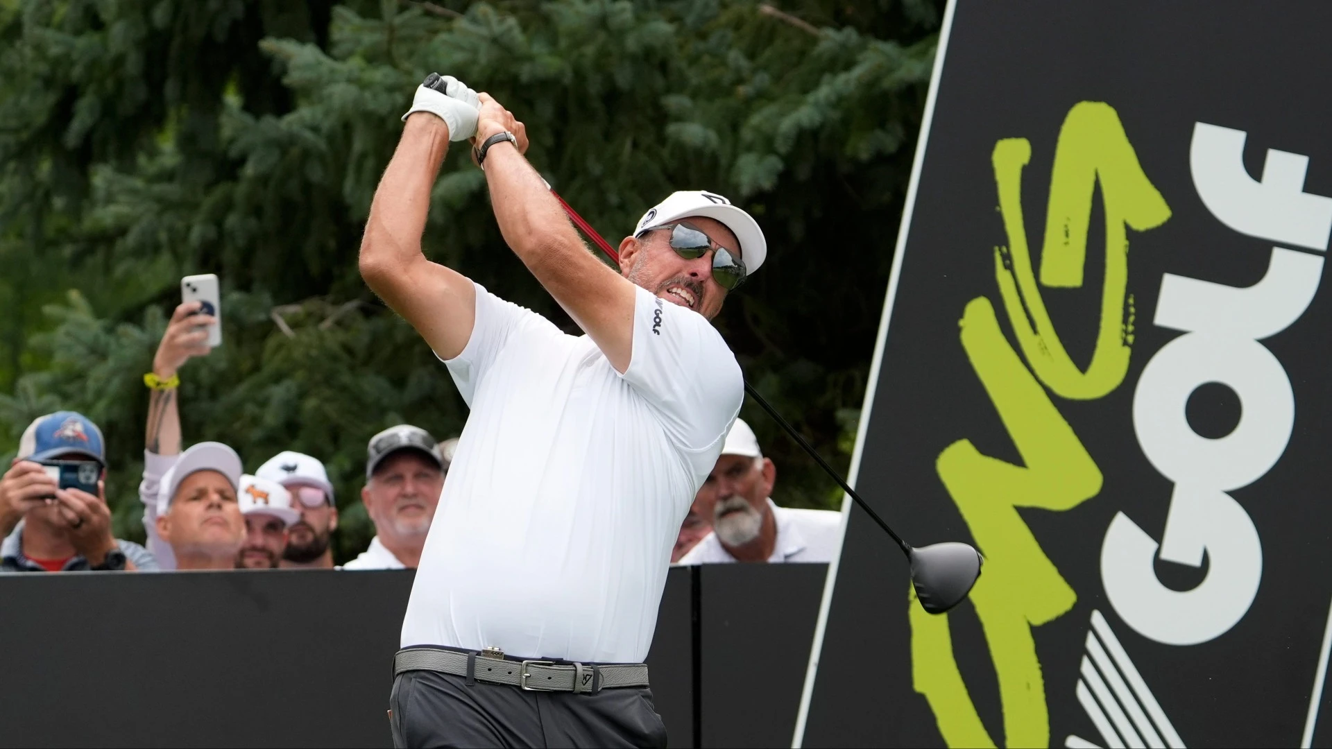 Phil Mickelson's Controversies Have Led to Tainted Legacy