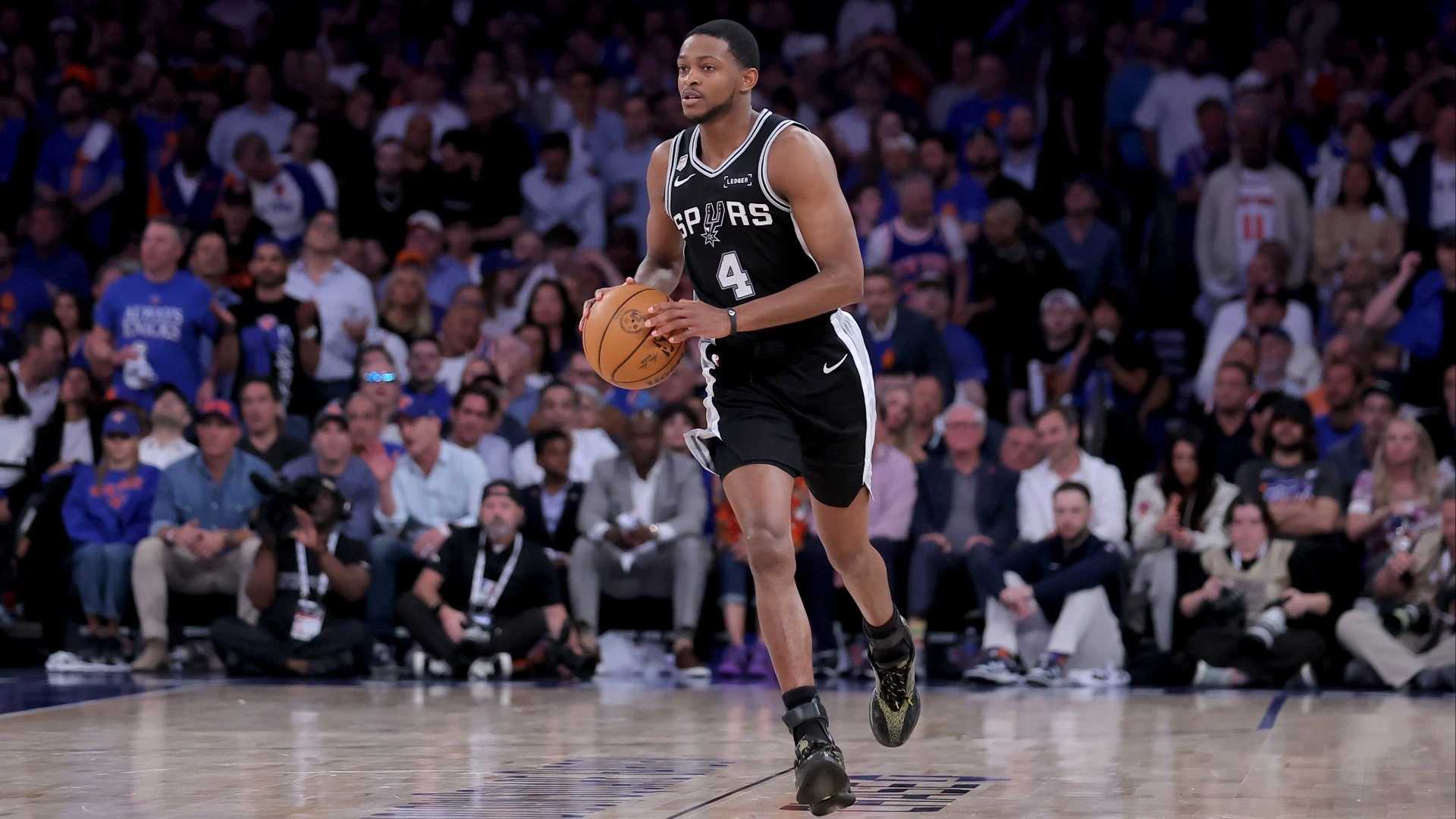 De'Aaron Fox's Struggles as Spurs' Number 2 Option