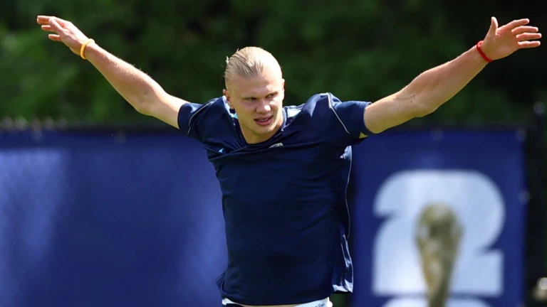 World Cup Highlights: Haaland & Pulisic Shine in Opening Matches!
