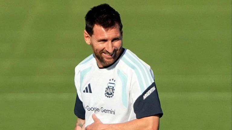 Argentina vs. Algeria: Messi Leads in Crucial World Cup Clash