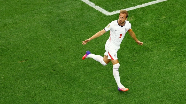 England Dominates Croatia: Kane Ties World Cup Goal Record!