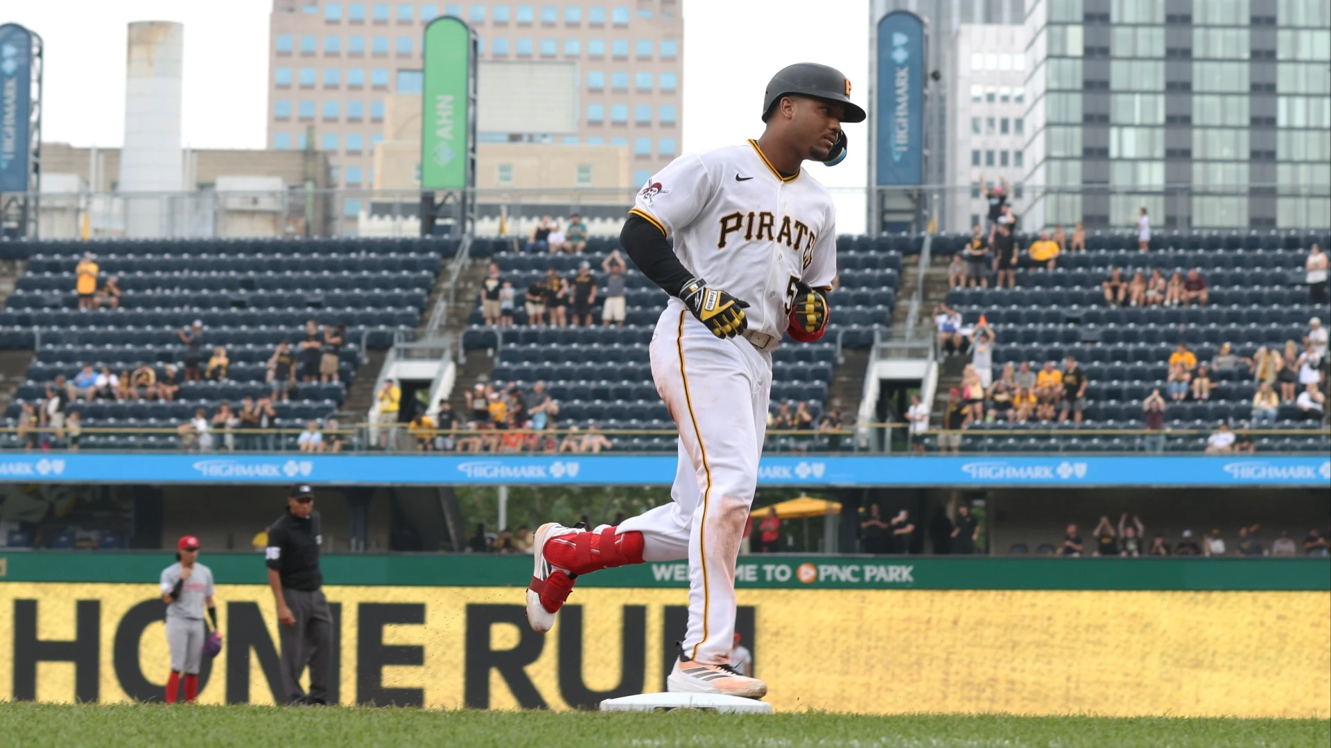 Esmerlyn Valdez's Impact on Pirates: An Exciting Update