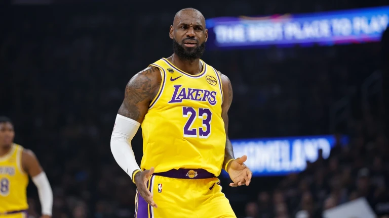 LeBron's Potential NBA Team Shift: Cleveland Reunion?