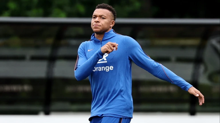Mbappe, Messi, Haaland Shine in World Cup Goal Fest