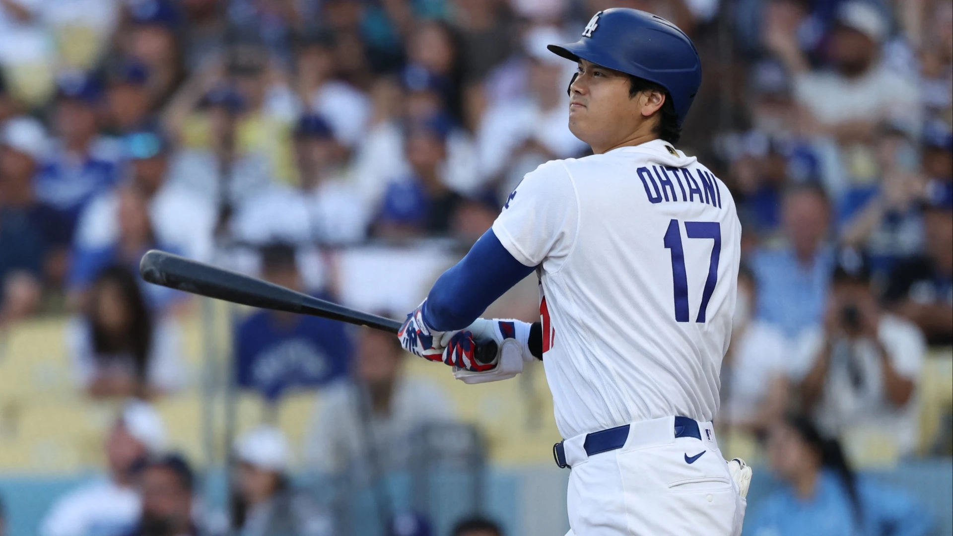 Dodgers Hit 60 Wins as Ohtani Eyes 300th Home Run!