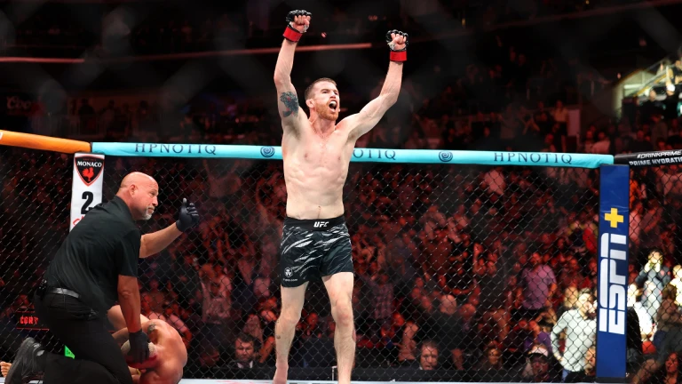 UFC 329 Fight Preview: Sandhagen, Whittaker, McKinney, Cortez