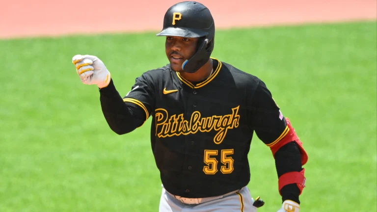Pittsburgh Pirates' Wild Card Hopes: Valdez Shines Bright!