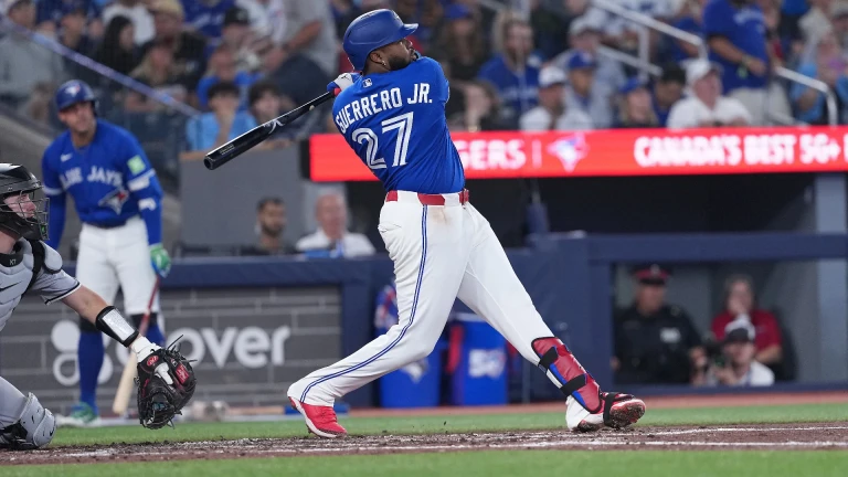 Dodgers Excel, Toronto Struggles: MLB Team Performances