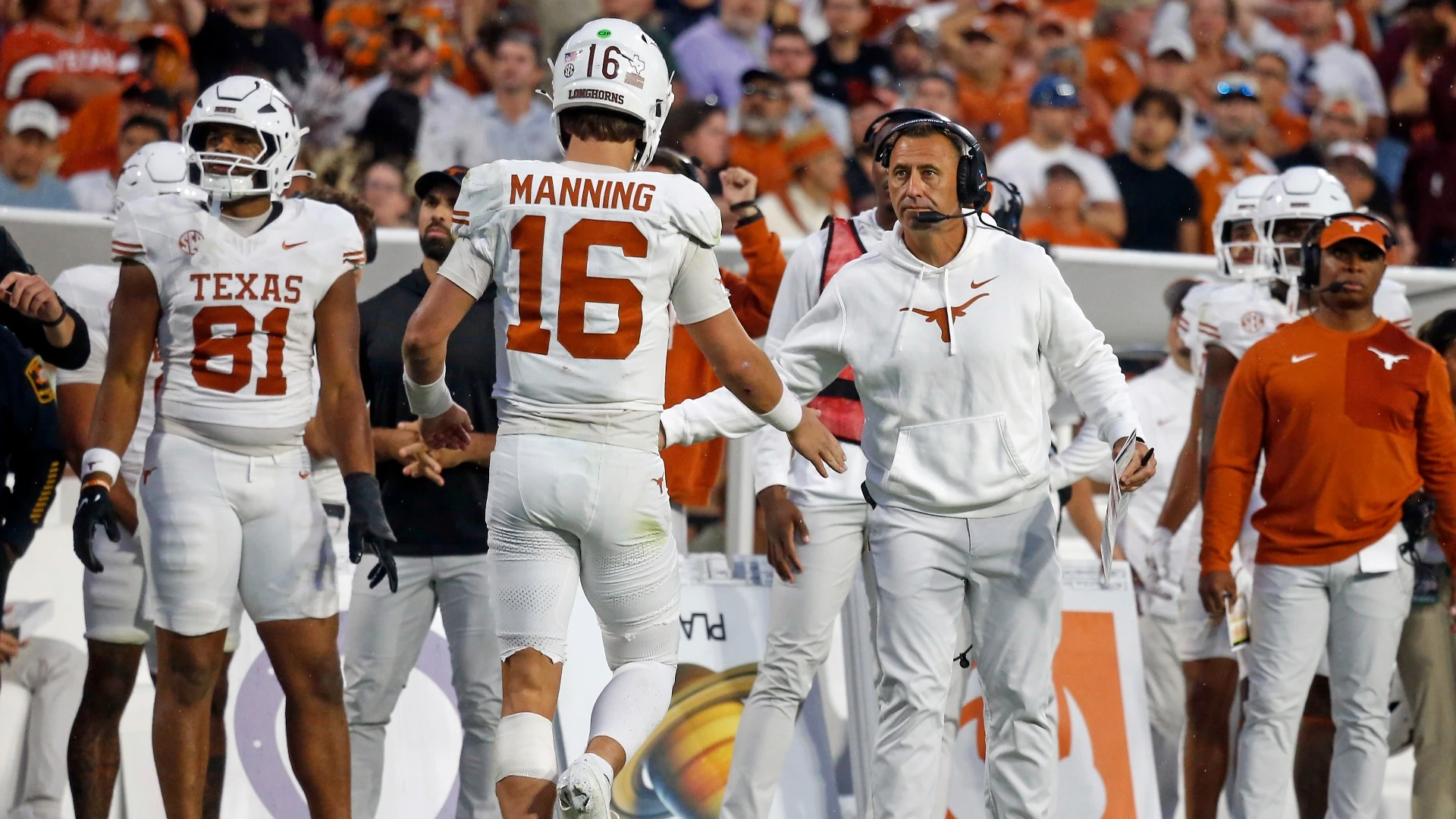Pressure in Texas: Arch Manning & Steve Sarkisian's Expectations