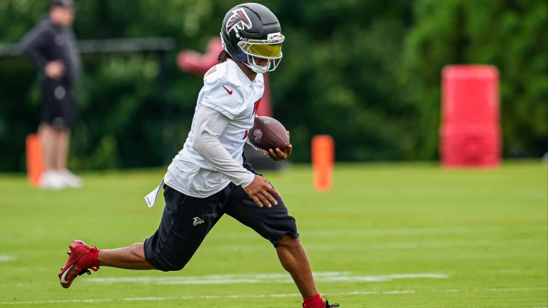 Bijan Robinson's Big Deal Changes NFL Pay for Running Backs