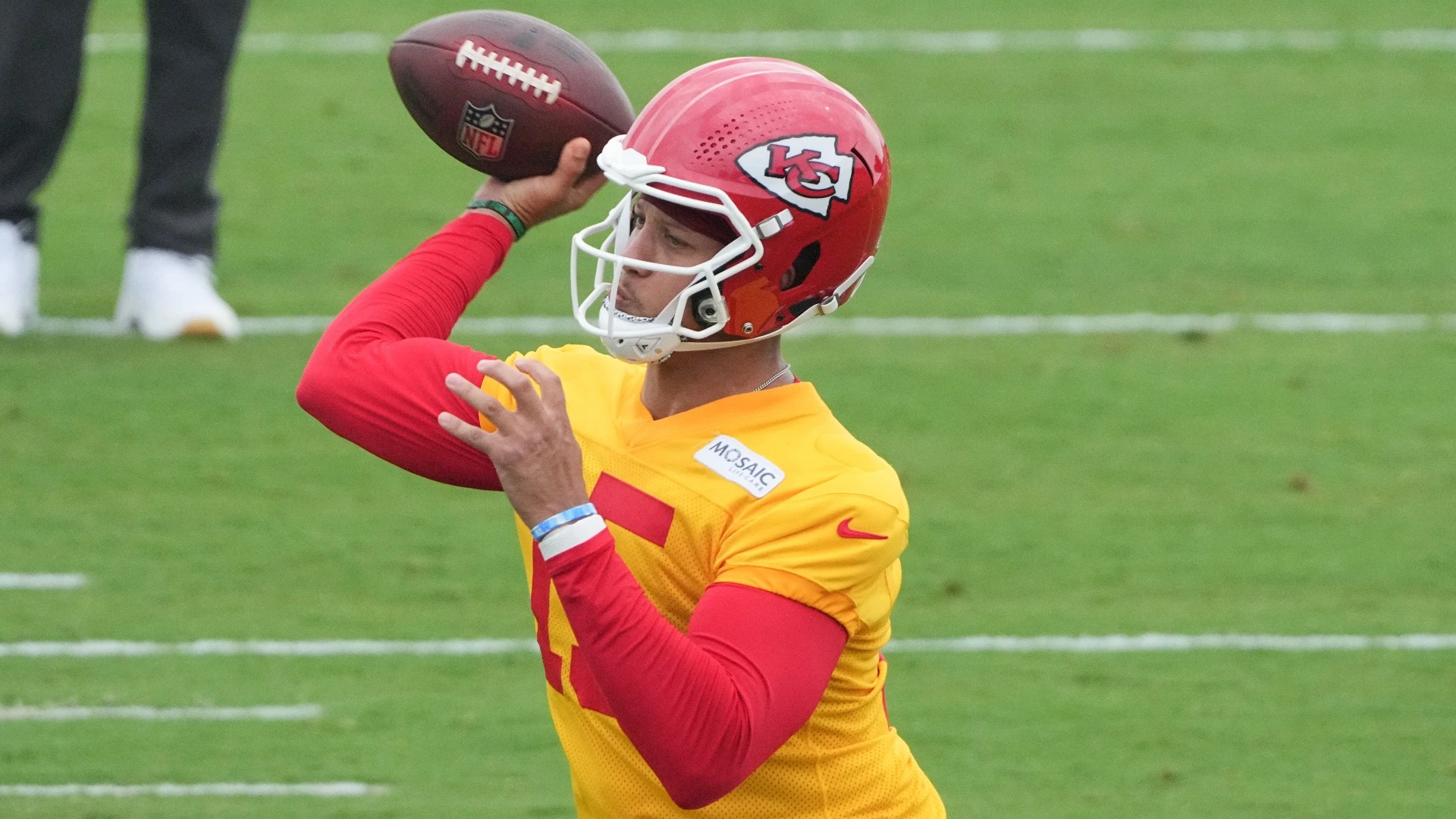 Patrick Mahomes Likely to Skip Preseason: Impact and Plan