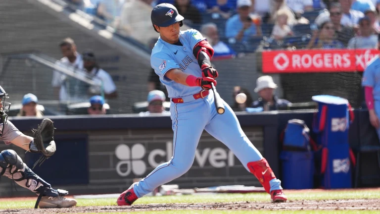 MLB Playoff Chaos: Teams Struggle as Season Nears End