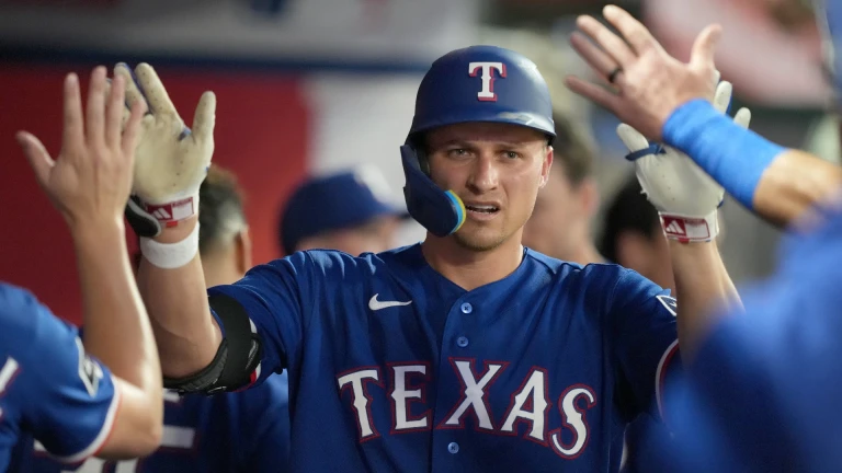 Astros vs. Rangers: AL West Playoff Race Heats Up!