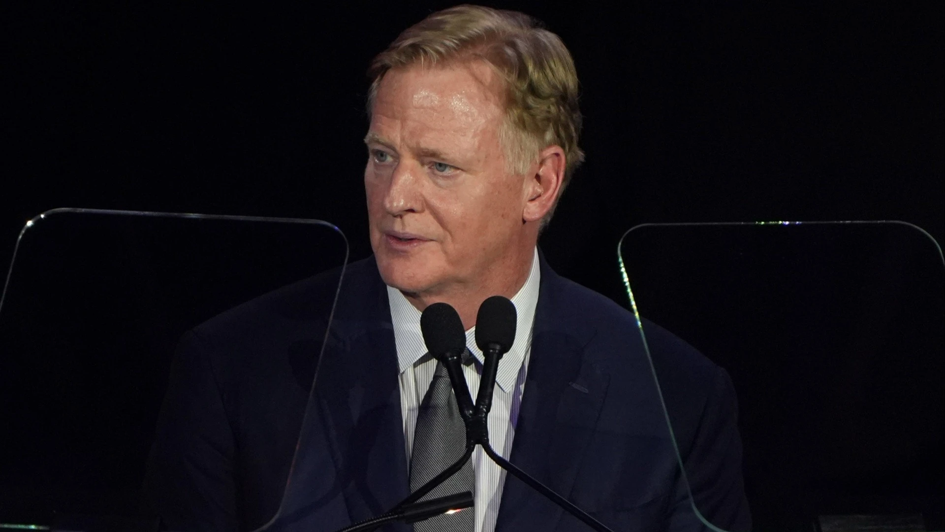 Roger Goodell Confirms Plans for Overseas Expansion