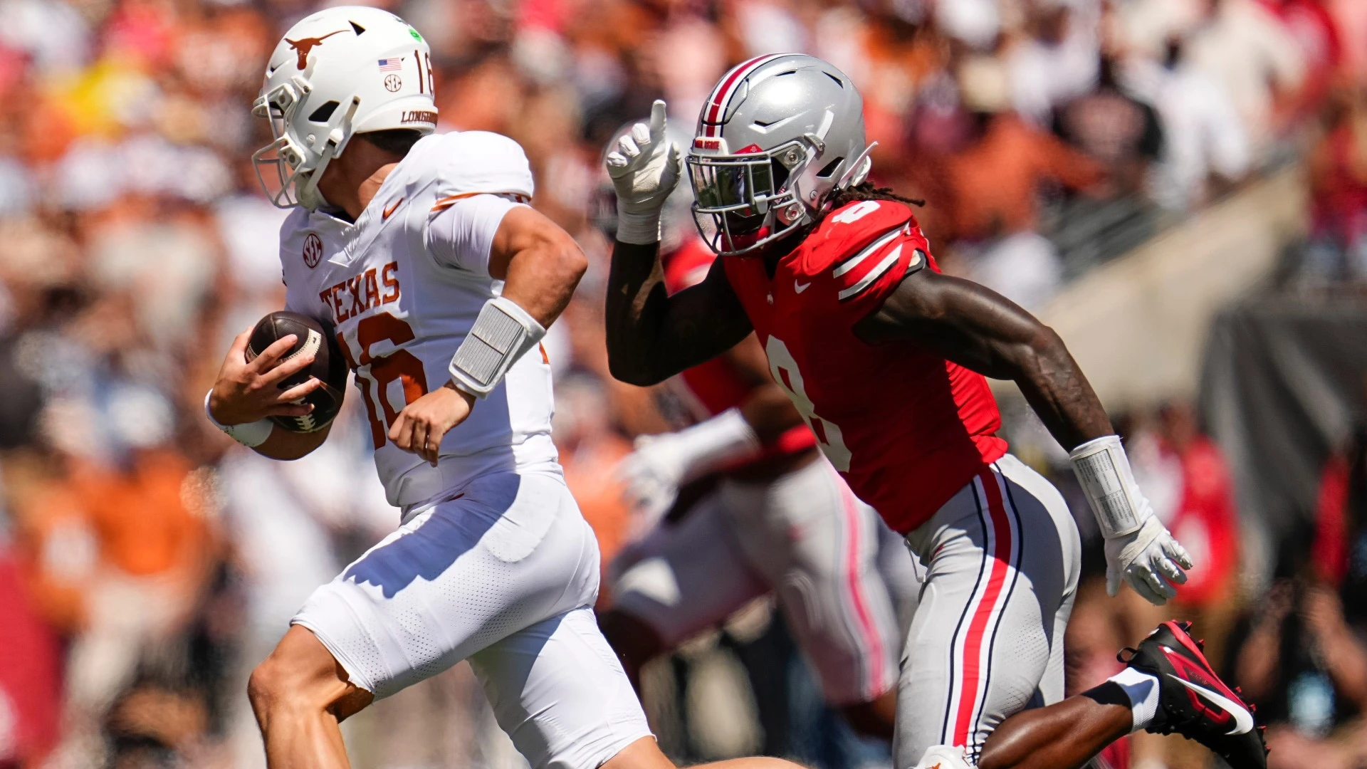 Big 10 and SEC Dominate College Football Landscape